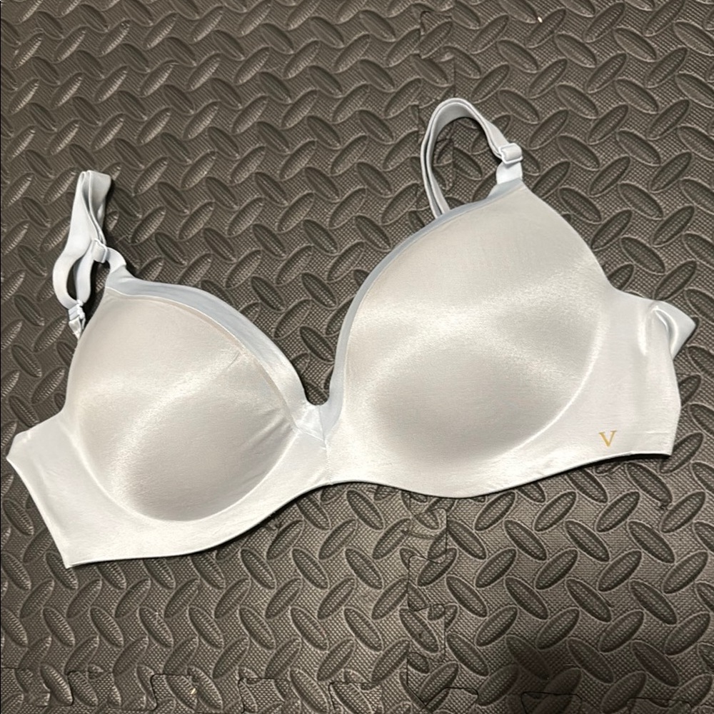 Victoria’s Secret blue perfect shape wireless bra